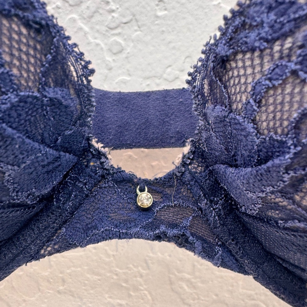Maidenform Comfort Devotion Womens 36B Navy Blue Lace Push Up Bra Style 09443 - Picture 2 of 6
